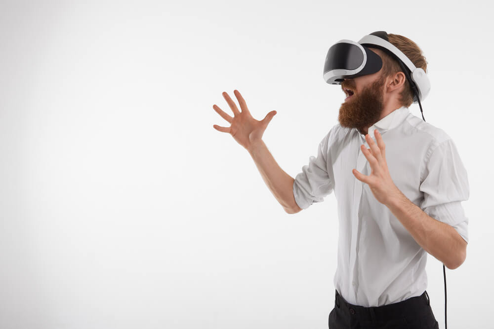 E-commerce immersivo realtà virtuale e aumentata come trend del 2025